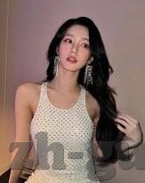 秋霞麻豆精选AV-探寻秋霞麻豆的魅力，在光影交错中的精彩瞬间